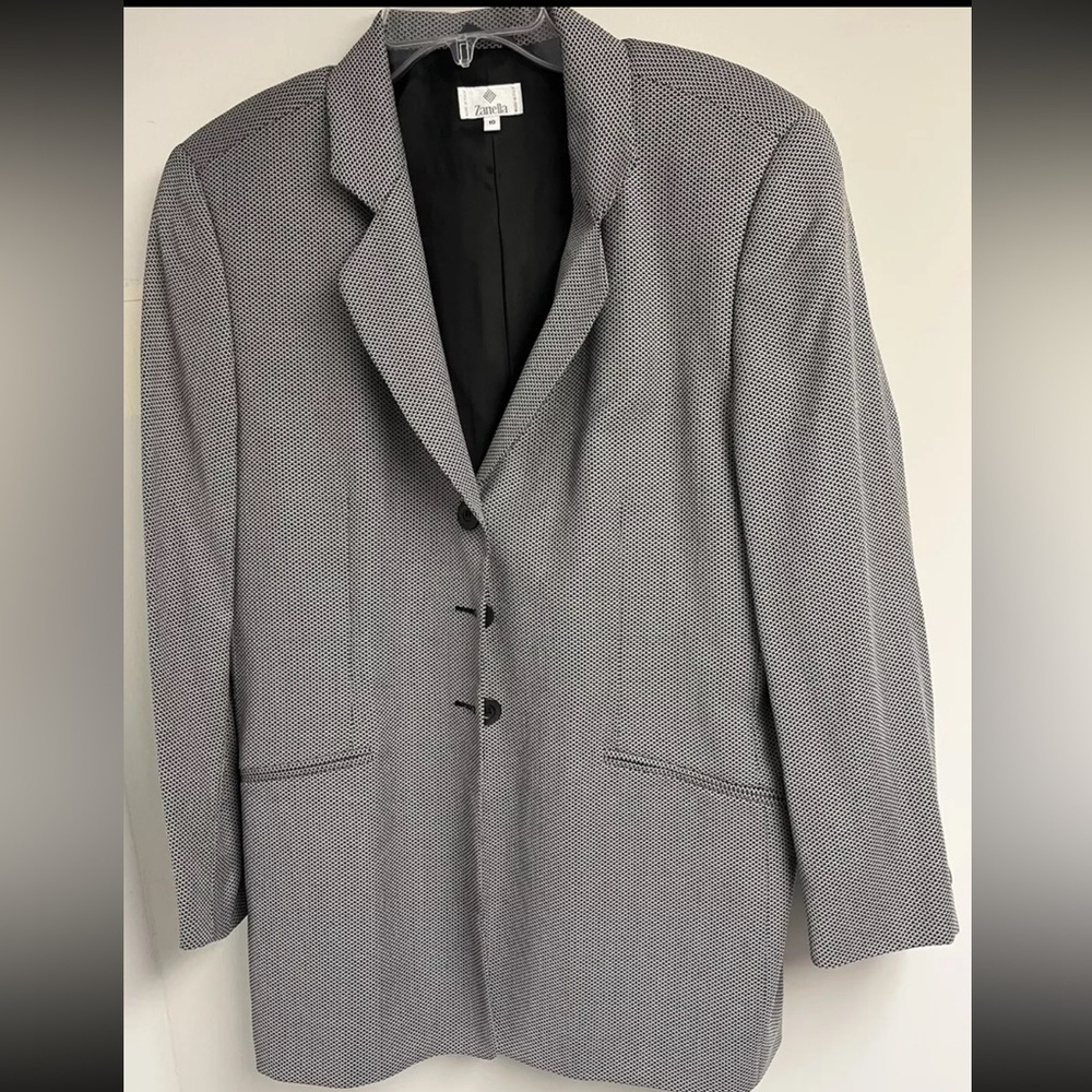BRAND NEW ZANELLA BLAZER JACKET SIZE 10 CHECKERED BUTTON MADE IN ITALY